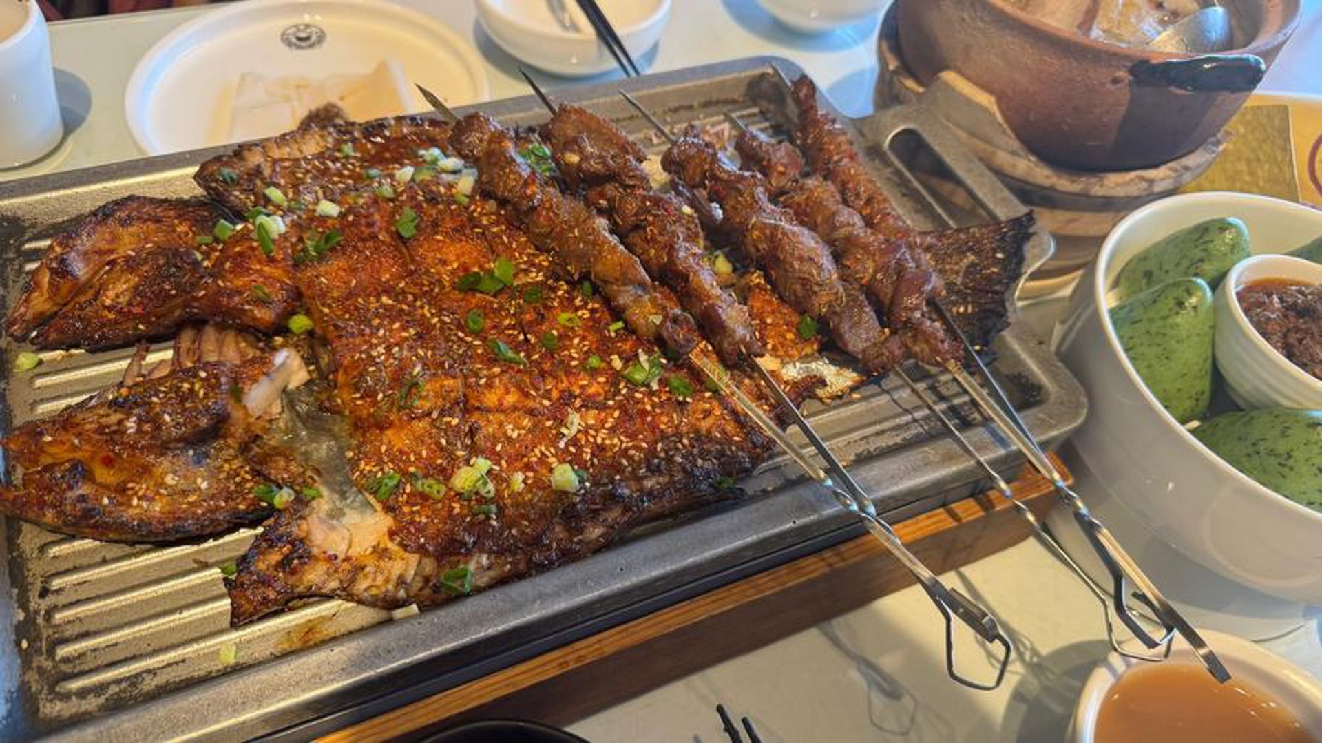 京城美食——正宗驴肉火烧